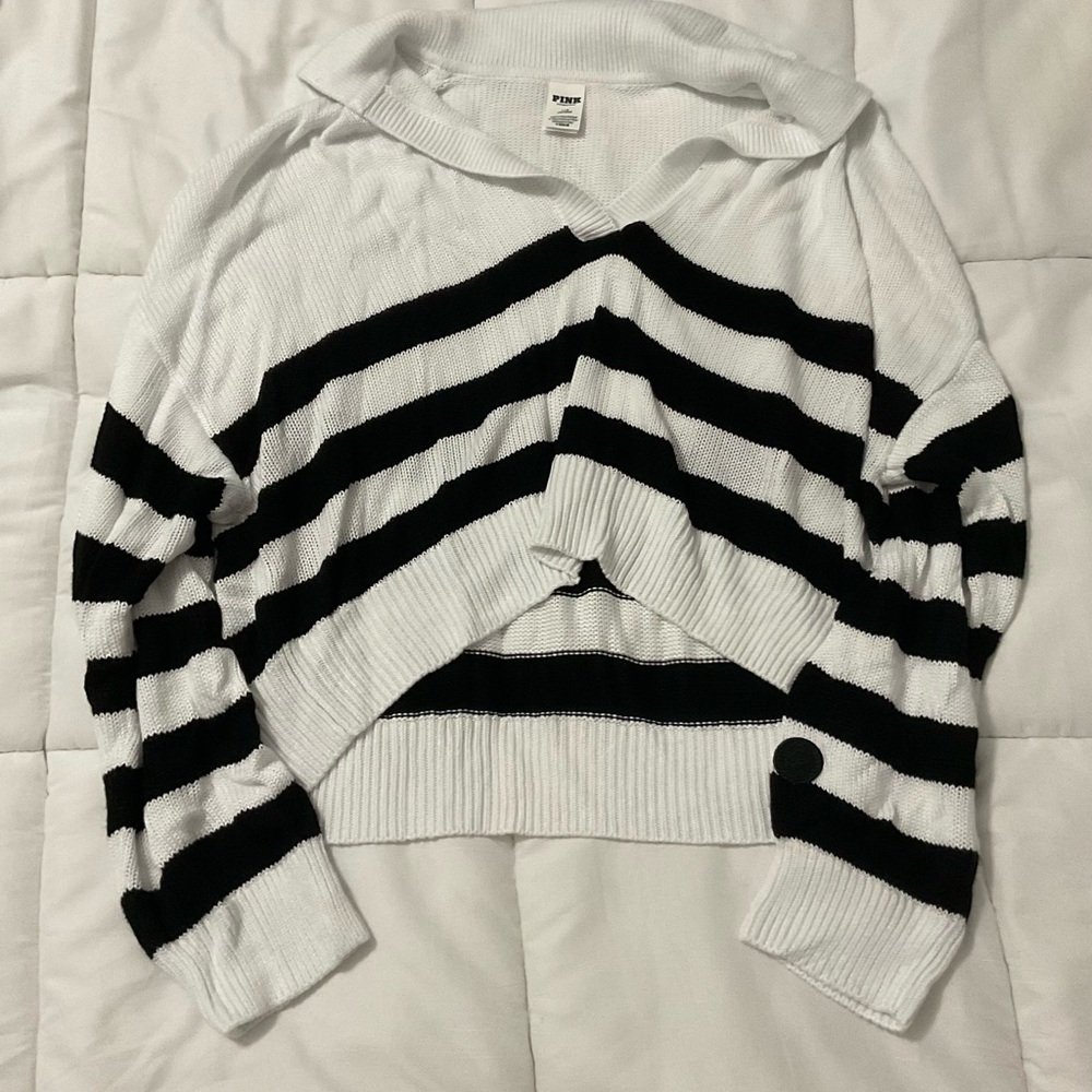Women's Black and White Striped Sweater